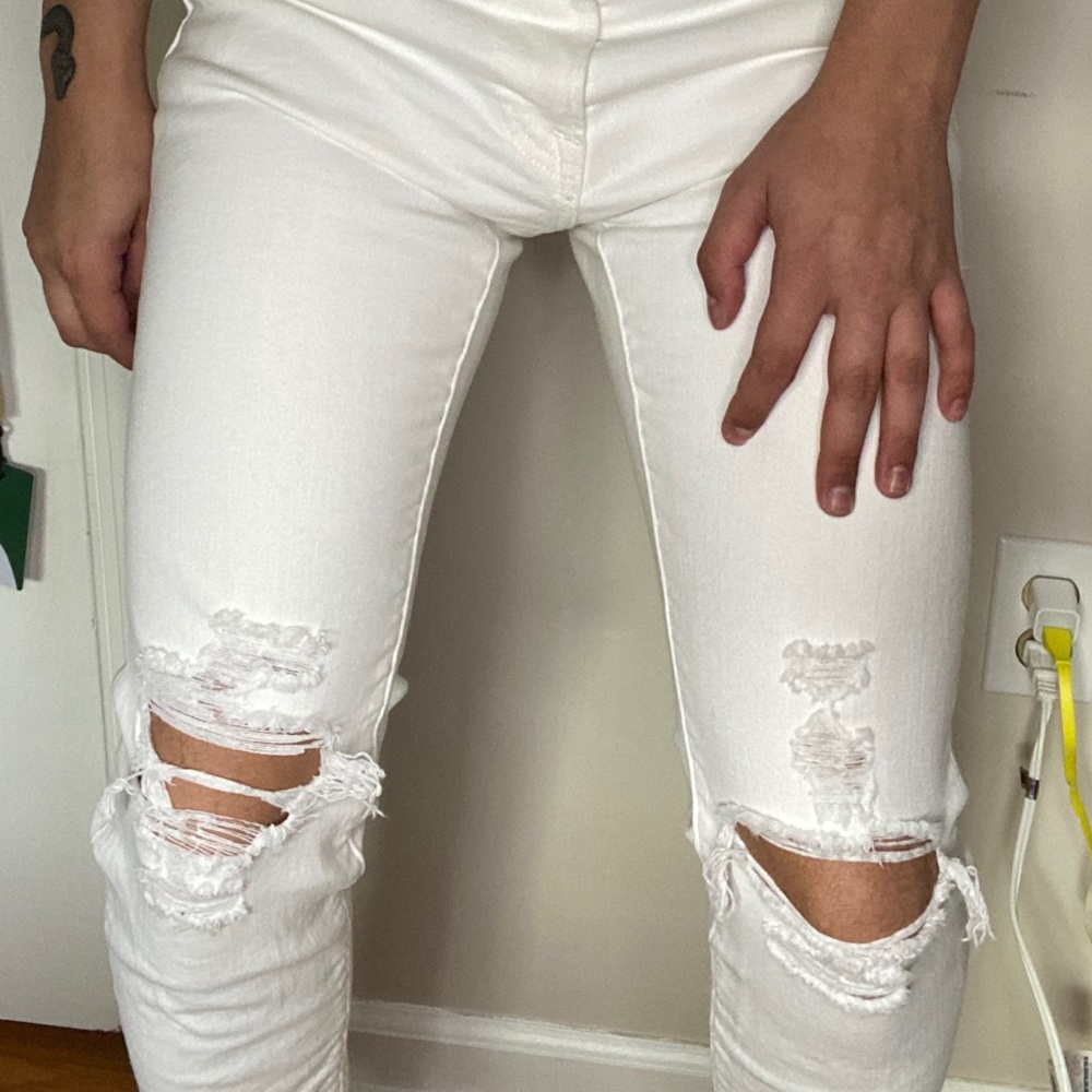 Jeans - Picture 2 of 4